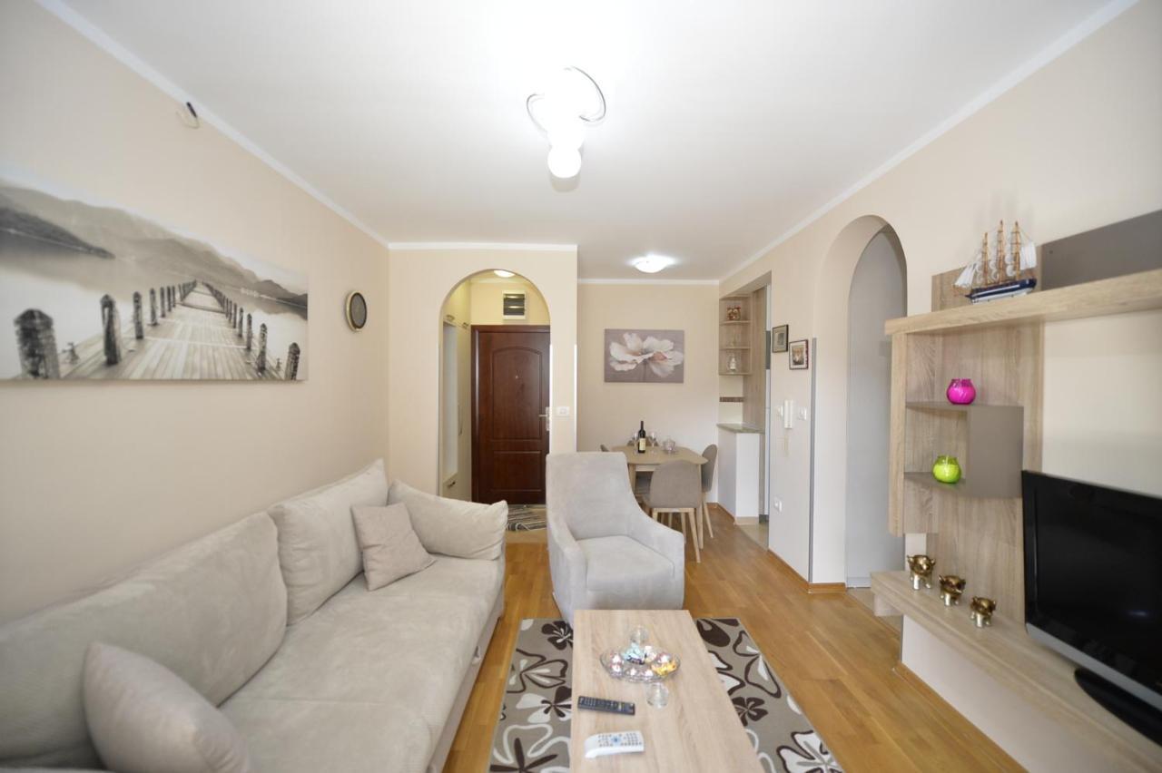 Promenade,5 Min Old Town Apartment Kotor Exterior photo