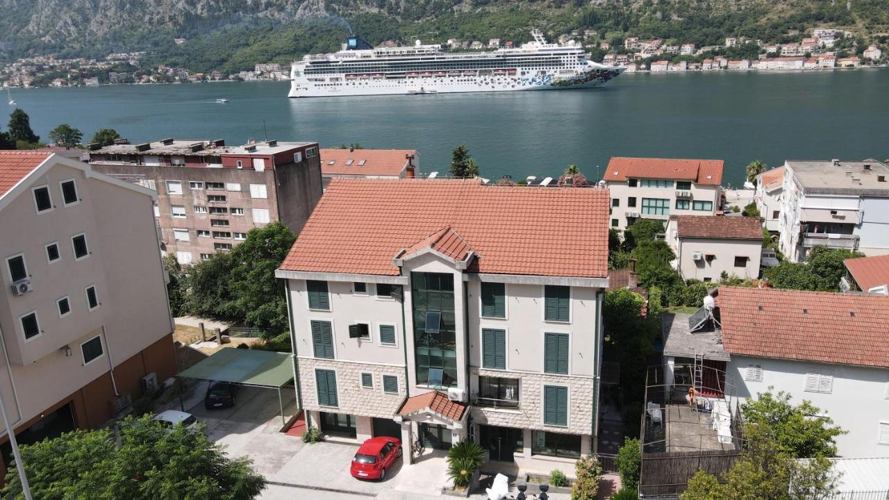 Promenade,5 Min Old Town Apartment Kotor Exterior photo